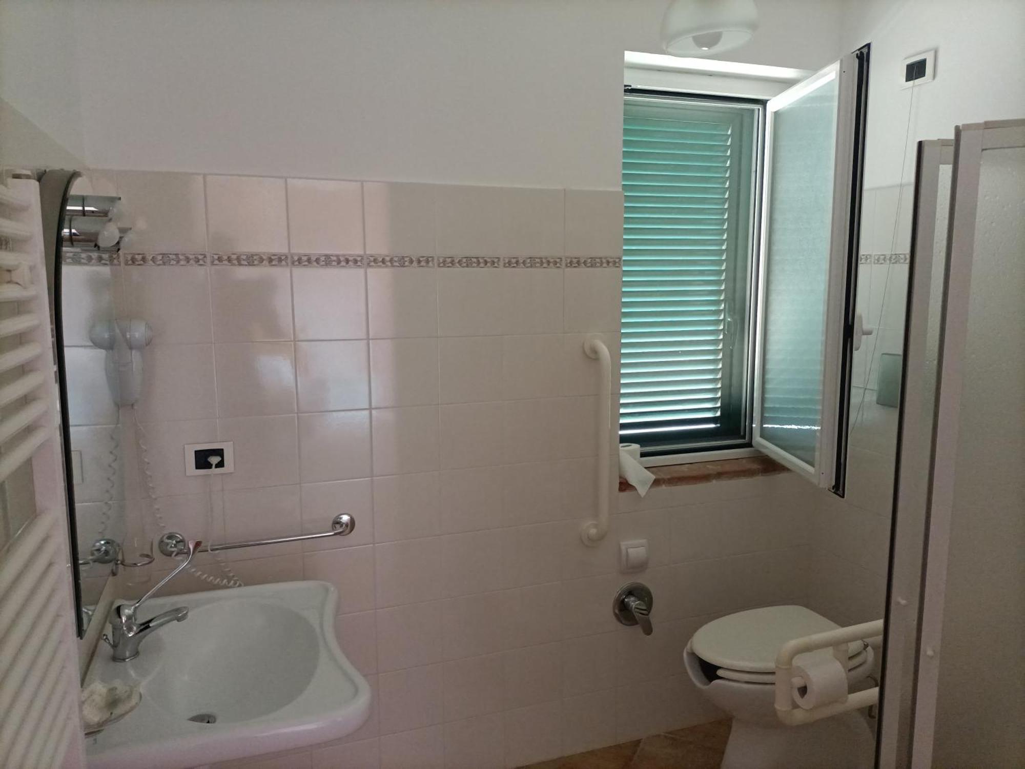 B&B Agriturismo Regno Di Toscana Collesalvetti Ruang foto
