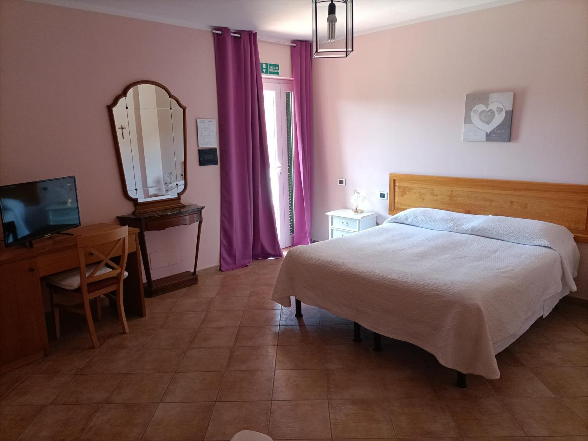 B&B Agriturismo Regno Di Toscana Collesalvetti Ruang foto